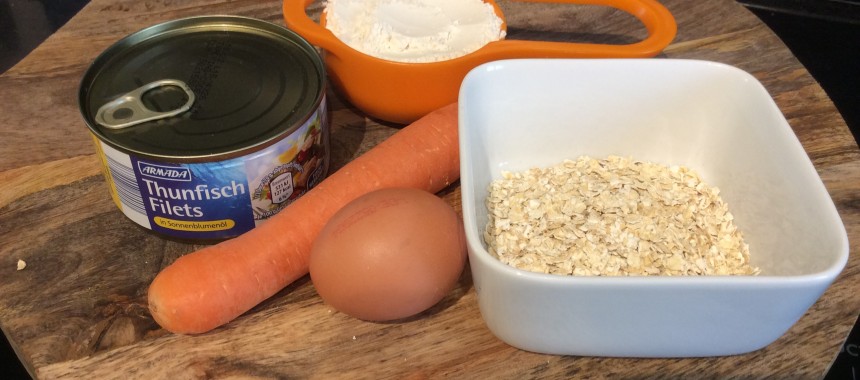 Tuna and Carrot Pup Cakes