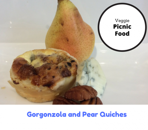 Gorgonzola and pear quiches